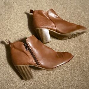 Eurosoft Brown Ankle Heeled Boots